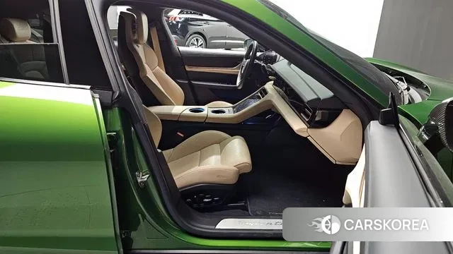 Porsche Taycan 2022 Зеленый из Кореи, фото 2