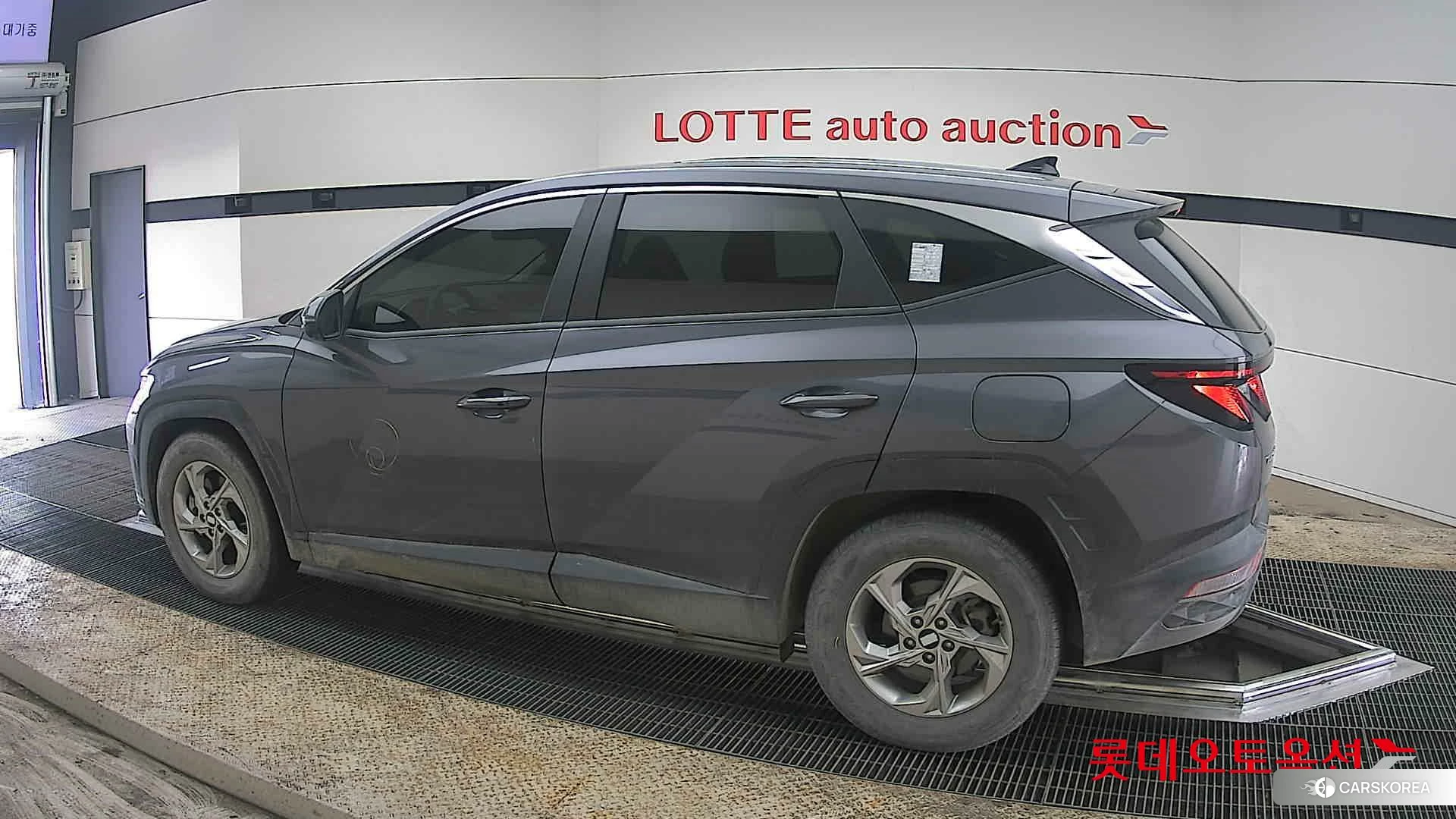 Hyundai Tucson 2023 Titanium Grey Metallic из Кореи, фото 2