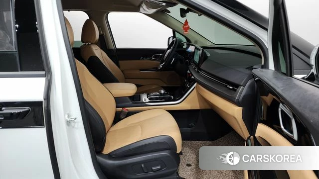 Kia Carnival 4th generation 2023 Белый из Кореи, фото 2