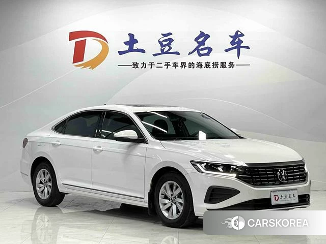 Volkswagen Passat 2022 Белый из Китая, фото 2