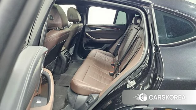 BMW X4 (G02) 2024 Черный из Кореи, фото 2