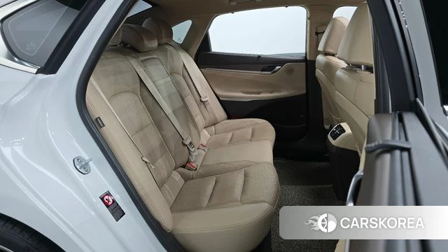 Hyundai Grandeur IG 2018 Белый из Кореи, фото 2