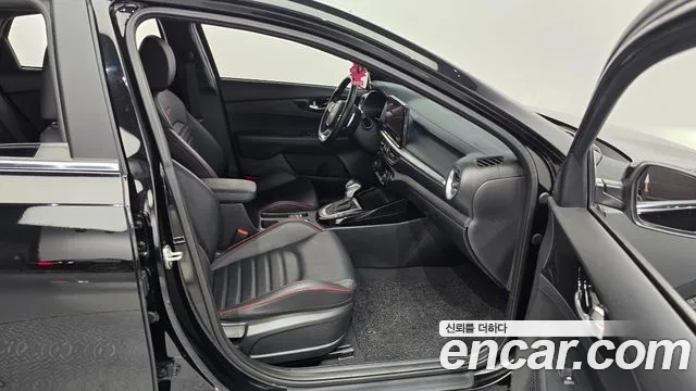 Kia The New K3 2nd generation 2022 Черный из Кореи, фото 2