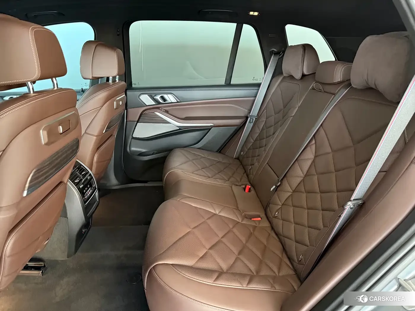 BMW X5 2025 Silver/gray из Китая, фото 2
