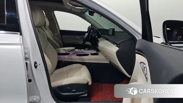 Genesis GV70 2021 Белый из Кореи, фото 2