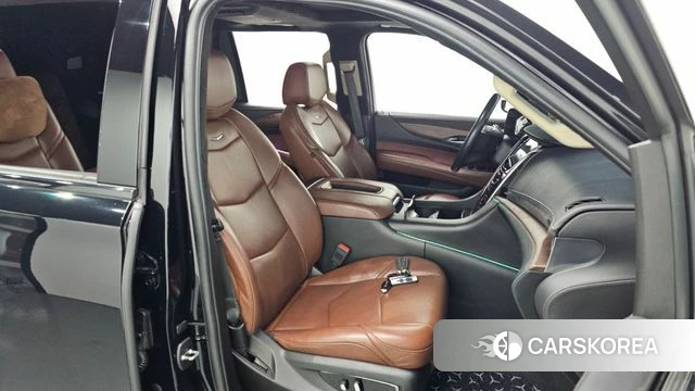 Cadillac Escalade 2018 Черный из Кореи, фото 2