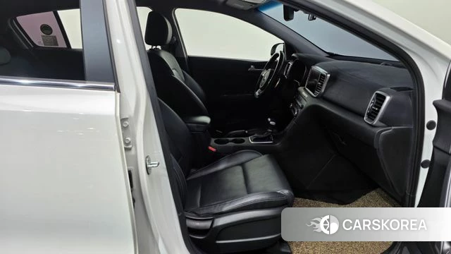 Kia Sportage The Bold 2018 Белый из Кореи, фото 2