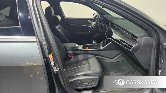 Audi A6 (C8) 2021 Серый из Кореи, фото 2