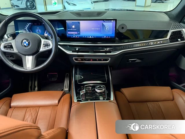 BMW X7 (G07) 2023 Черный из Кореи, фото 2