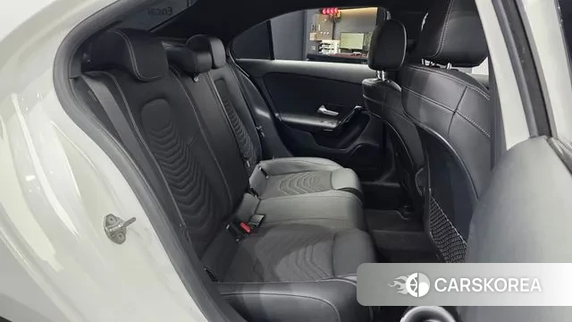 Mercedes-Benz A-Class W177 2020 Белый из Кореи, фото 2