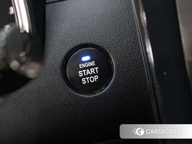 Hyundai Tucson (NX4) 2021 Серебристо-серый из Кореи, фото 2