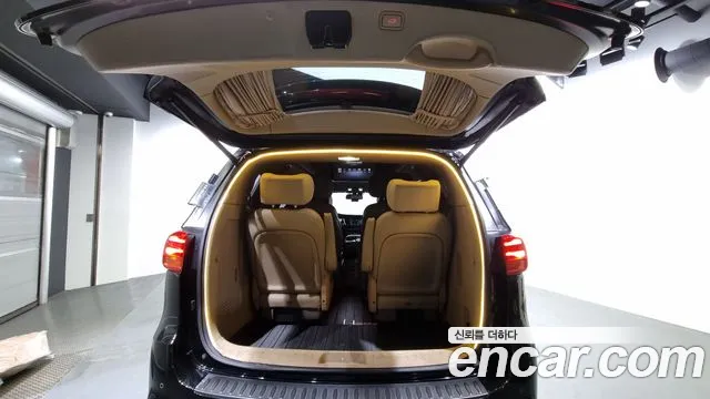 Kia The New Carnival 2019 Черный из Кореи, фото 2