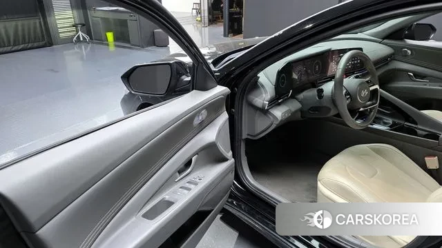 Hyundai The New Avante Hybrid (CN7) 2024 Черный из Кореи, фото 2