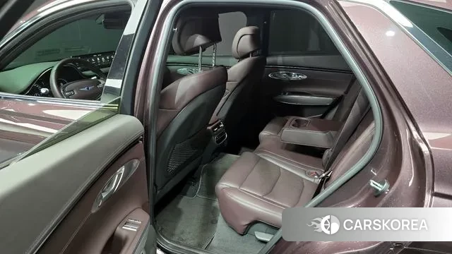 Genesis GV70 2021 Фиолетовый из Кореи, фото 2