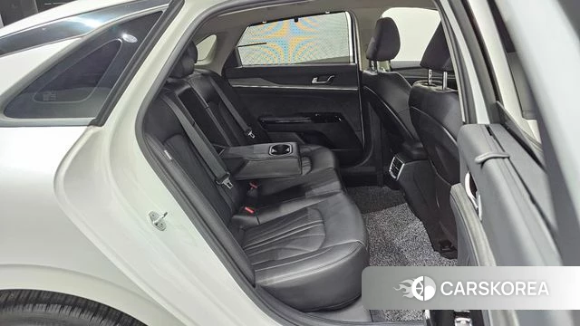 Kia The New K5 3rd generation 2023 Белый из Кореи, фото 2
