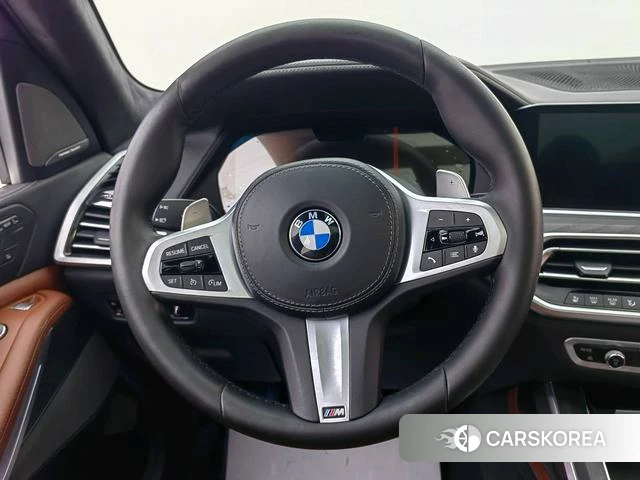 BMW X7 2021 Черный из Китая, фото 2
