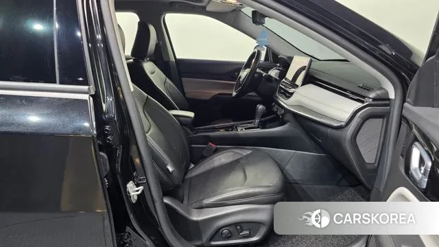 Jeep Compass 2nd Generation 2022 Черный из Кореи, фото 2