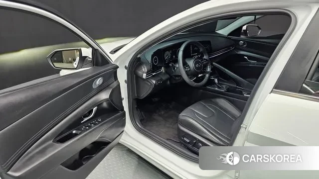 Hyundai Avante (CN7) 2023 Белый из Кореи, фото 2