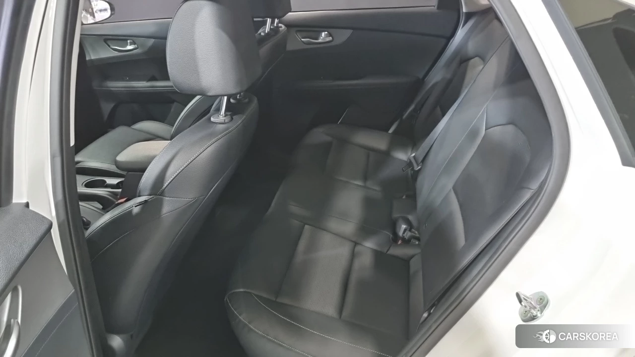 Kia Come New K3 2018 Белый из Кореи, фото 2