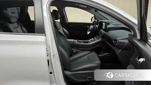 Hyundai The New Santa Fe 2023 Белый из Кореи, фото 2