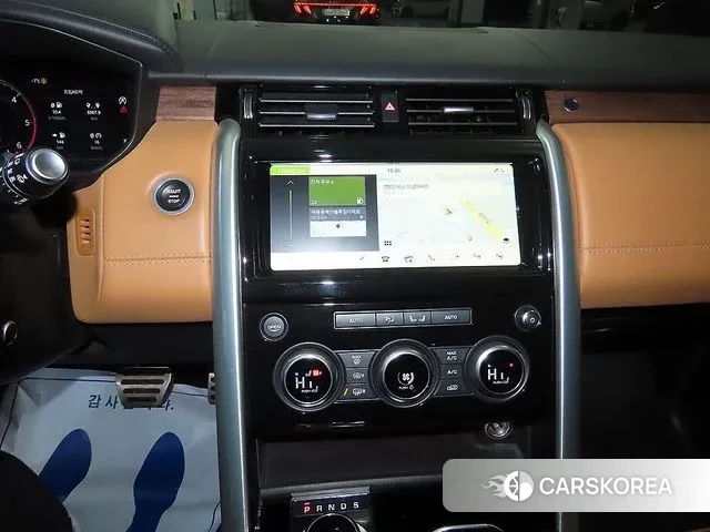 Land Rover Discovery 5 2019 Белый из Кореи, фото 2