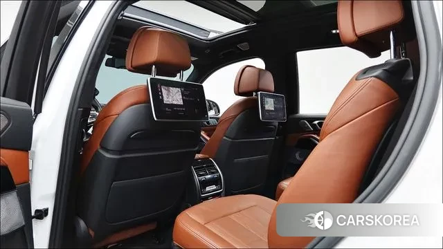 BMW X7 (G07) 2020 Белый из Кореи, фото 2