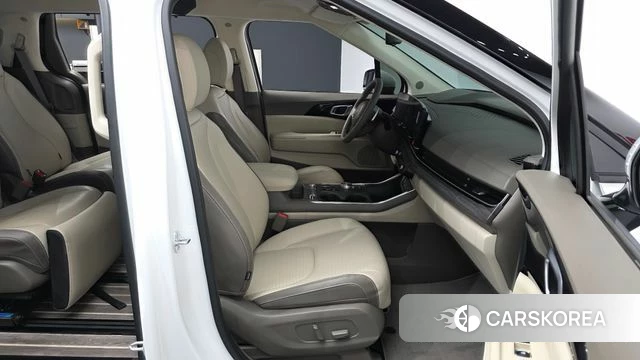 Kia The New Carnival 4th Generation 2024 Белый из Кореи, фото 2