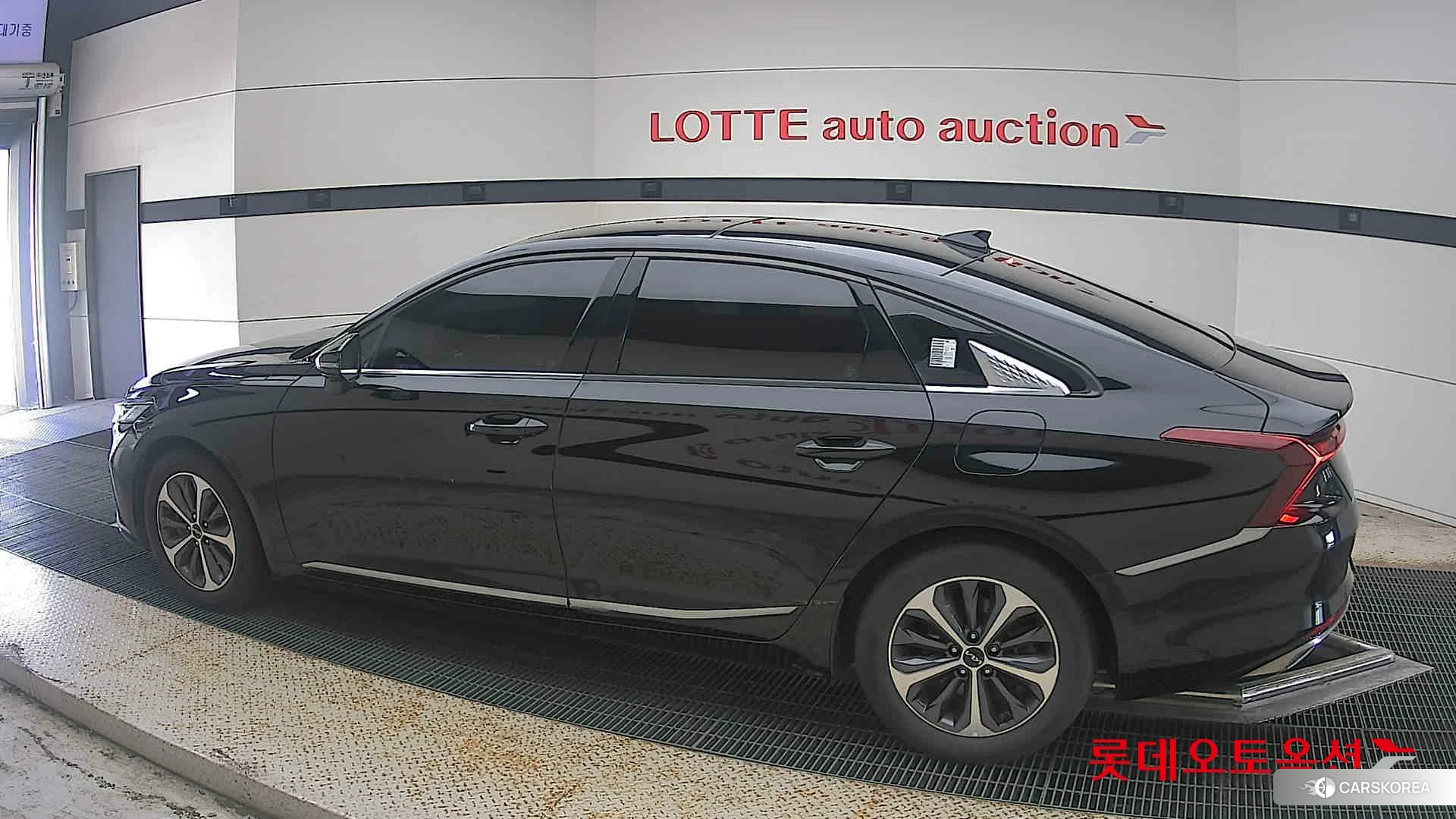Kia K8 Hybrid 2023 Aurora Black Pearl из Кореи, фото 2