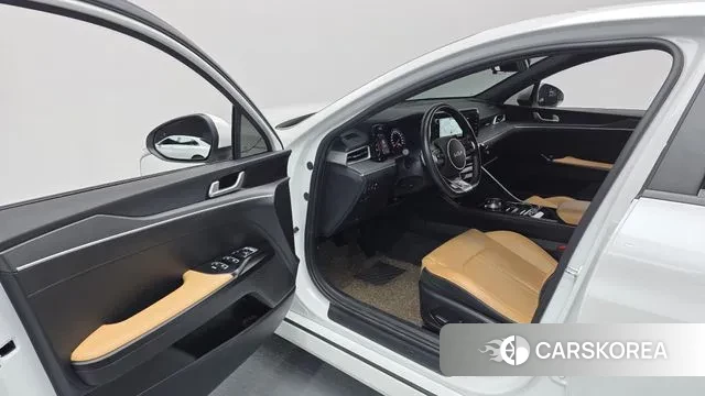 Kia K5 3rd generation 2021 Белый из Кореи, фото 2