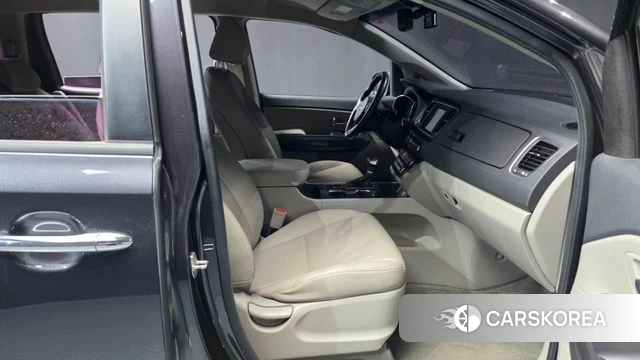 Kia The New Carnival 2020 Серый из Кореи, фото 2