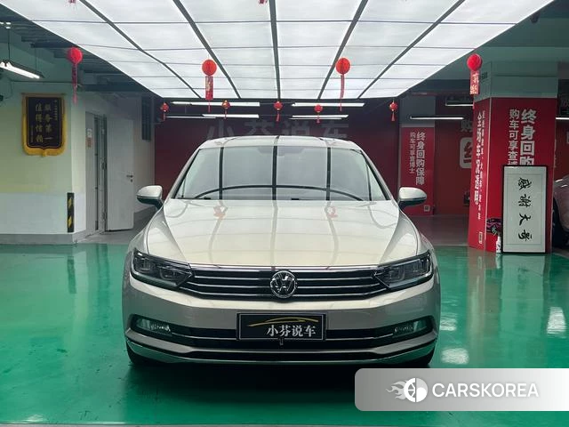 Volkswagen Magotan 2019 Шампань из Китая, фото 2