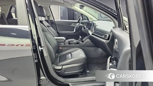 Kia Sportage 5th Generation 2022 Черный из Кореи, фото 2