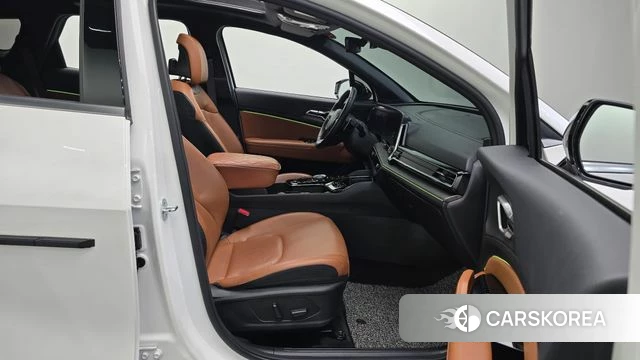 Kia Sportage 5th Generation 2022 Белый из Кореи, фото 2