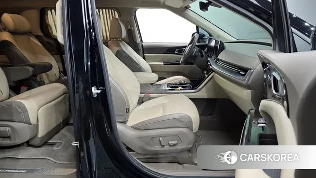 Kia Carnival 4th generation 2022 Черный из Кореи, фото 2