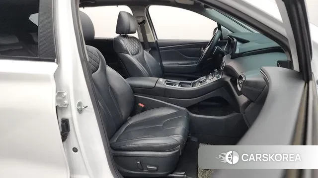 Hyundai The New Santa Fe 2021 Белый из Кореи, фото 2