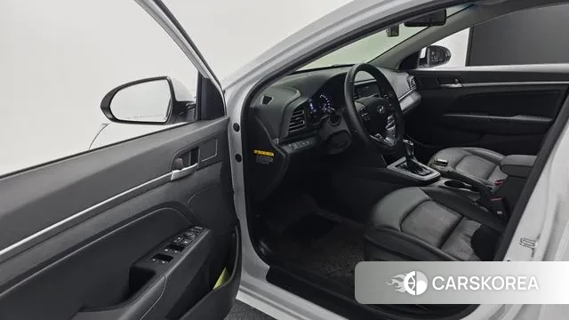 Hyundai The New Avante AD 2018 Белый из Кореи, фото 2