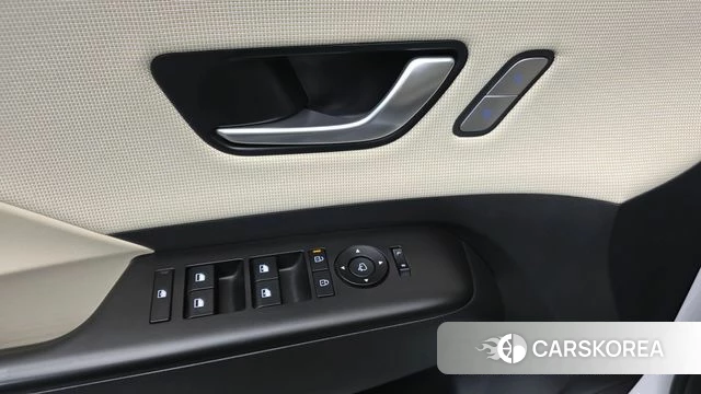 Hyundai Kona (SX2) 2023 Белый из Кореи, фото 2