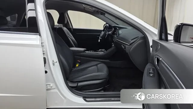 Hyundai Sonata (DN8) 2021 Белый из Кореи, фото 2