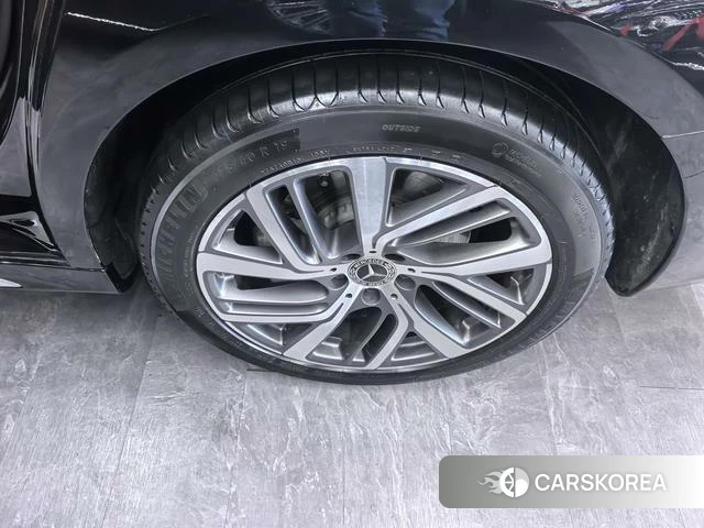 Mercedes-Benz E-class 2025 Черный из Китая, фото 2
