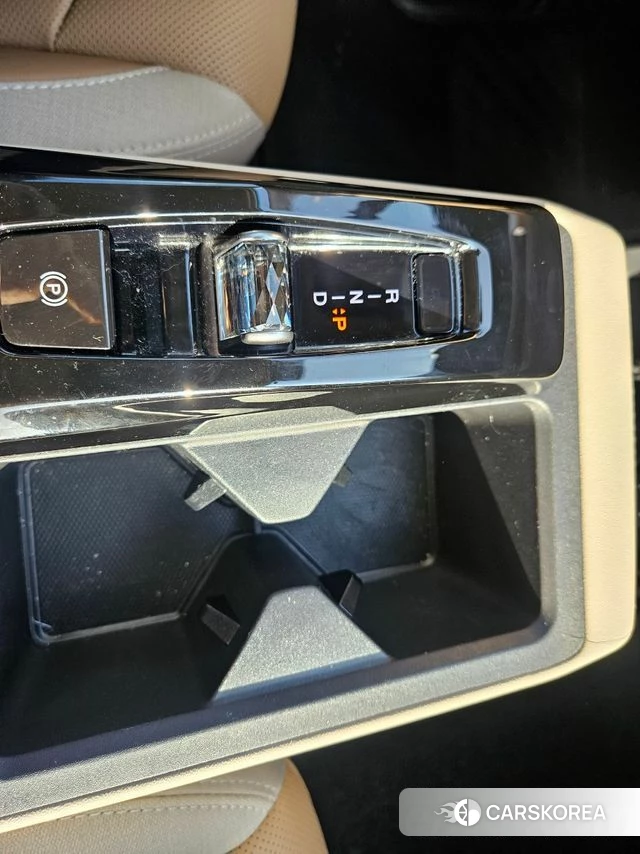 Ssangyong Actian 2nd Generation 2024 Белый двухцветный из Кореи, фото 2