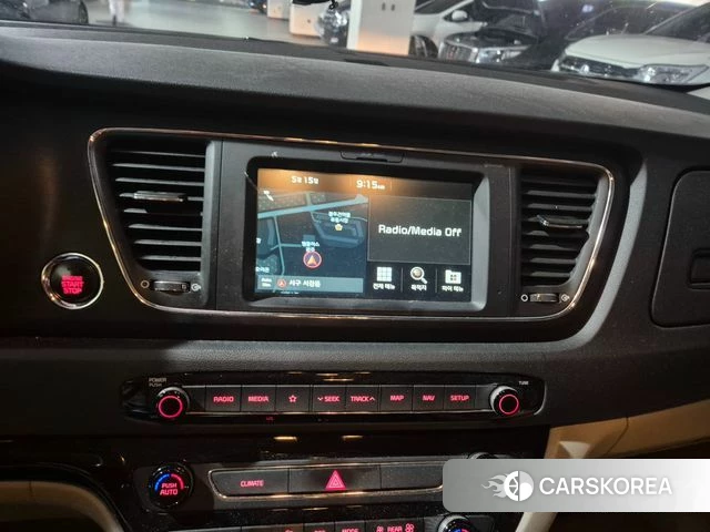 Kia The New Carnival 2018 Черный из Кореи, фото 2