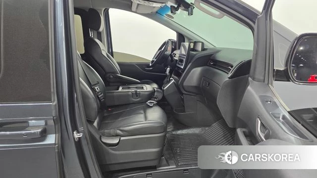 Hyundai Staria id 4250173 из Кореи 2