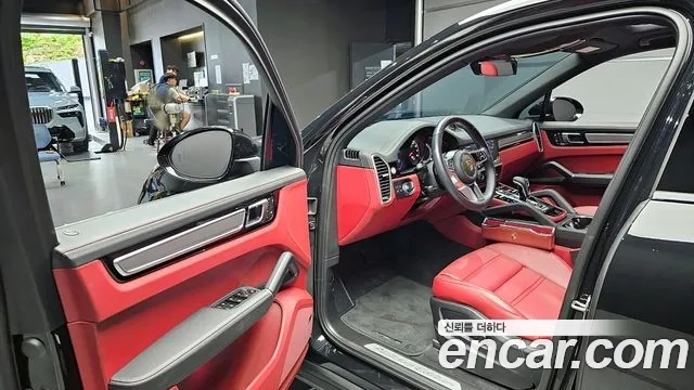 Porsche Cayenne (PO536) 2022 Черный из Кореи, фото 2