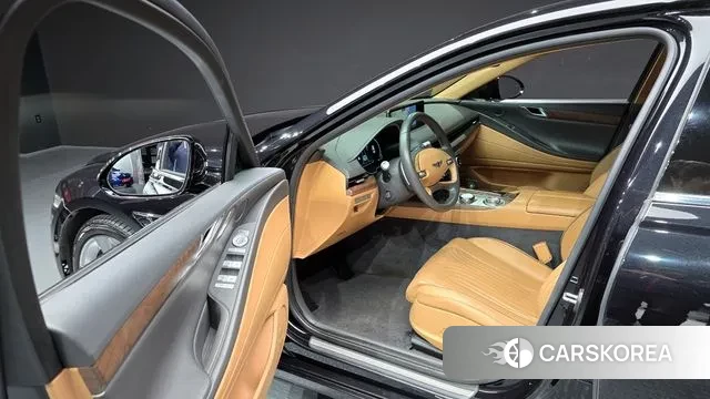 Genesis G80 (RG3) 2023 Черный из Кореи, фото 2