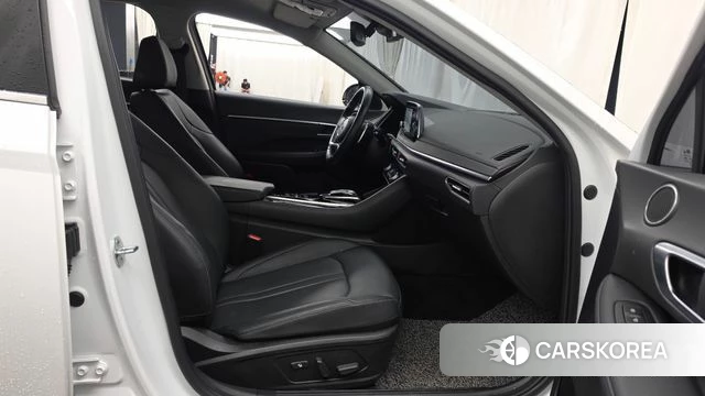 Hyundai Sonata (DN8) 2021 Белый из Кореи, фото 2