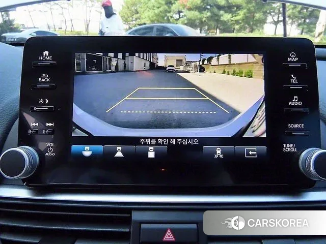 Honda Accord 10th Generation 2022 Белый из Кореи, фото 2