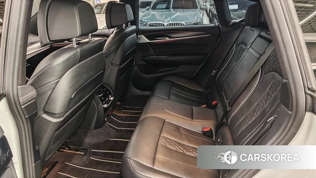 BMW 6 Series GT (G32) 2023 Белый из Кореи, фото 2