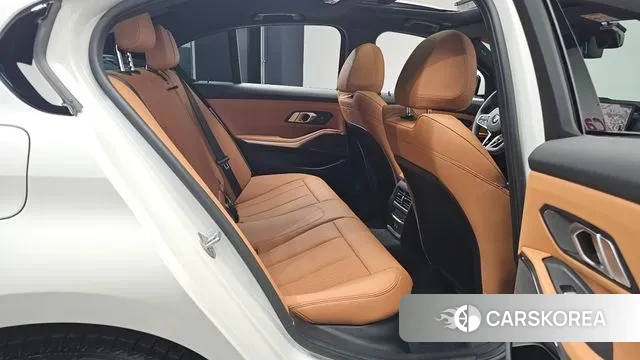 BMW 3 Series (G20) 2025 Белый из Кореи, фото 2