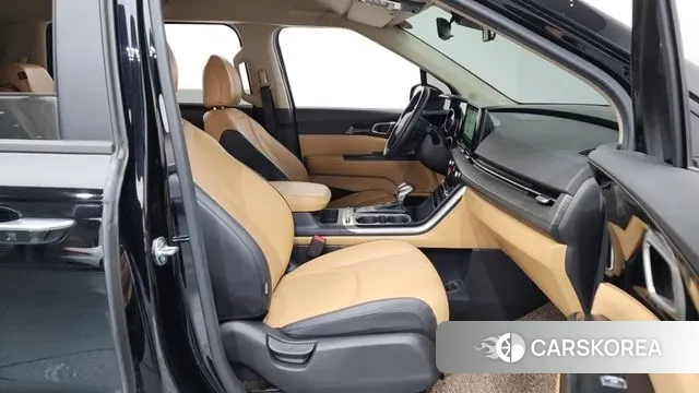 Kia Carnival 4th generation 2023 Черный из Кореи, фото 2