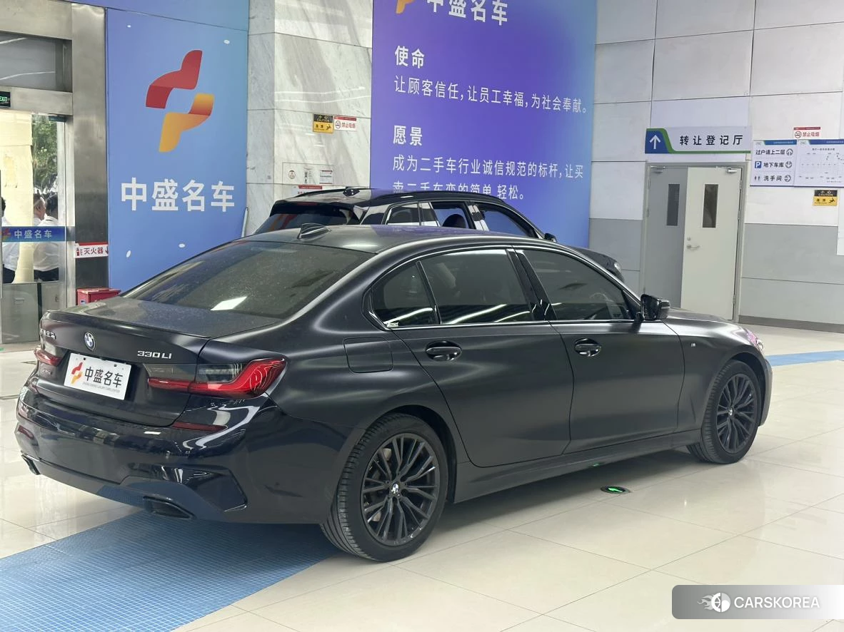 BMW 3 series 2019 Черный из Китая, фото 2